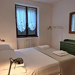 La Casa Di Guia Lejlighed Perledo